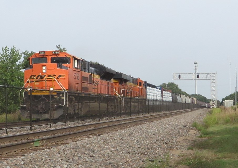 BNSF 8756 East